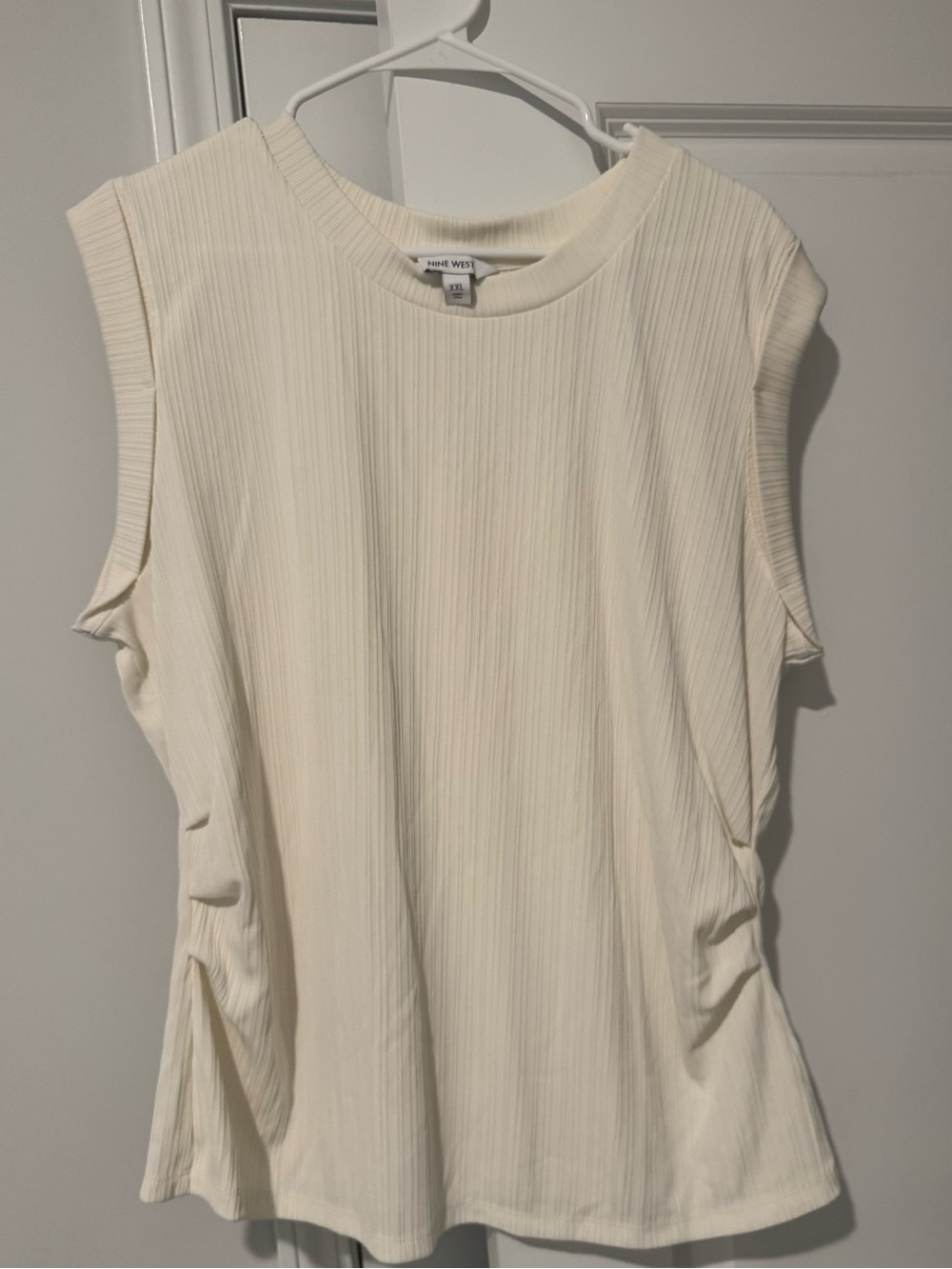 Nine West Cream Ribbed Sleeveless Tank